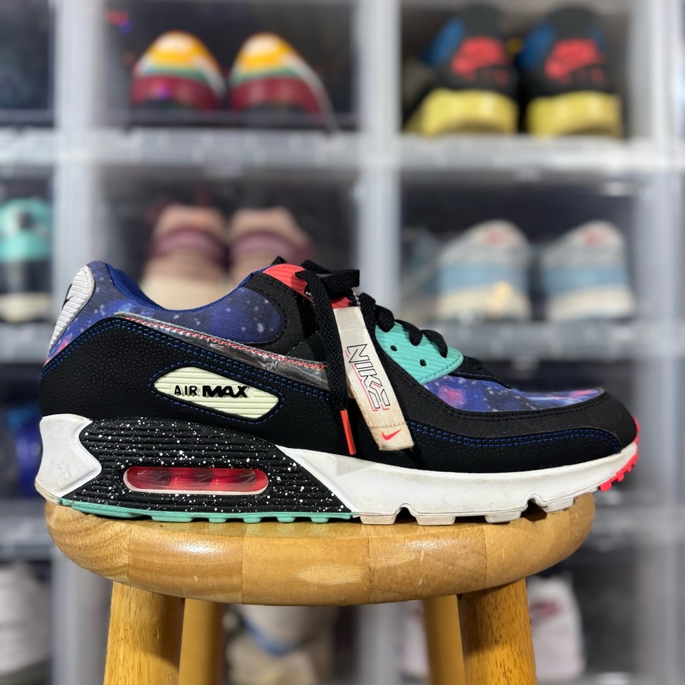 Nike Air Max 90 Galaxy ‘Supernova’